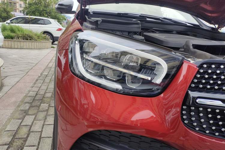 Used Mercedes-Benz GLC Coupe 2020 GLC 260 4MATIC Coupe SUV Right Front Headlight