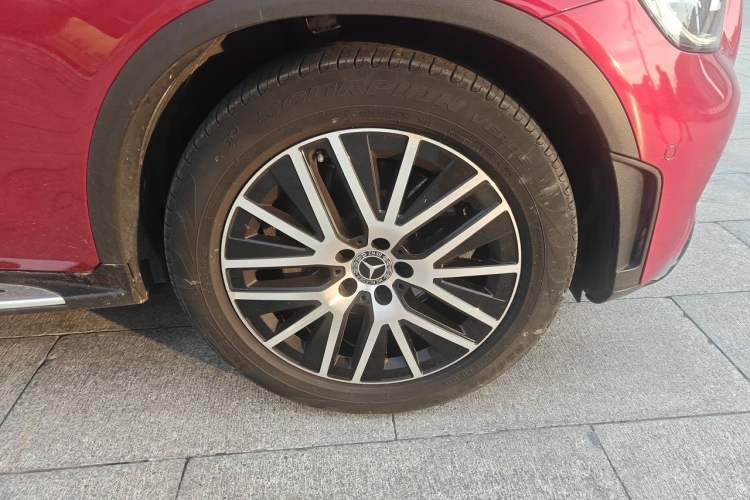 Used Mercedes-Benz GLC Coupe 2020 GLC 300 4MATIC Coupe SUV Right Front Wheel Hub