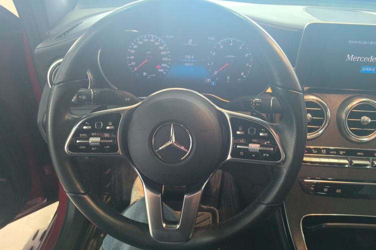 Used Mercedes-Benz GLC Coupe 2020 GLC 300 4MATIC Coupe SUV Steering Wheel