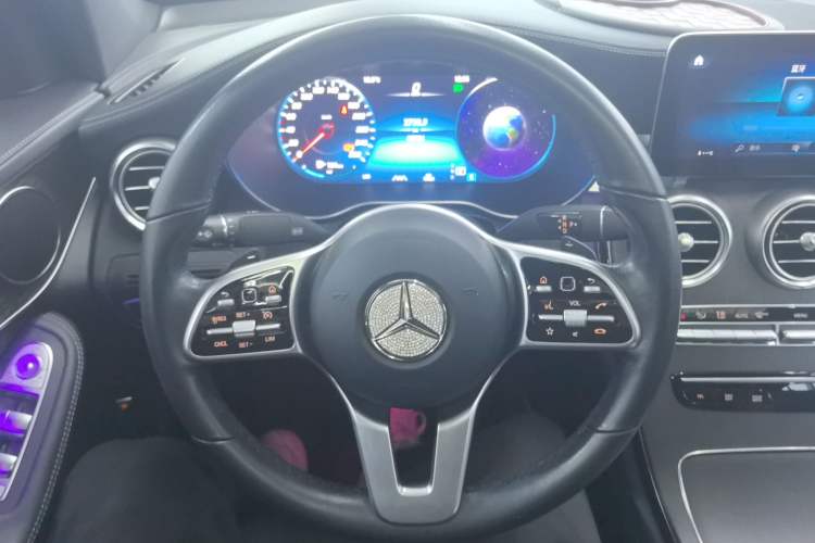 Used Mercedes-Benz GLC Coupe 2020 GLC 300 4MATIC Coupe SUV Steering Wheel