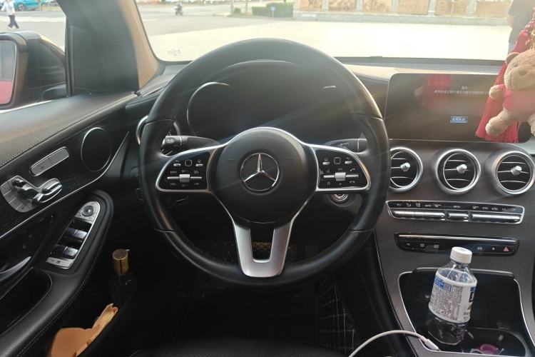 Used Mercedes-Benz GLC Coupe 2020 GLC 300 4MATIC Coupe SUV Steering Wheel