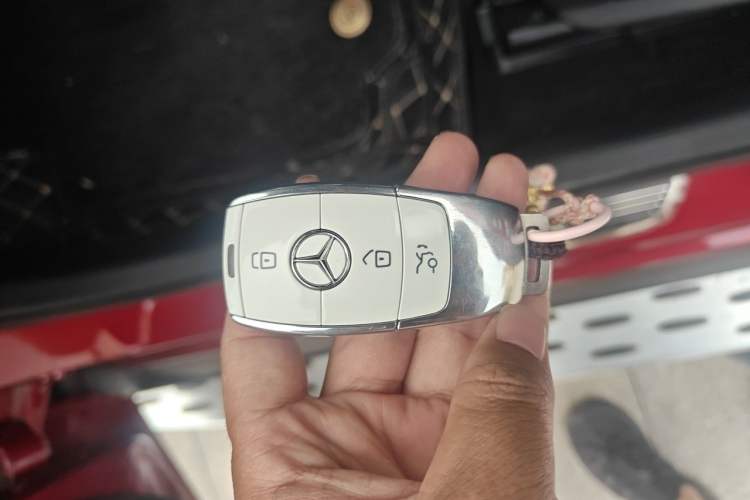 Used Mercedes-Benz GLC Coupe 2020 GLC 300 4MATIC Coupe SUV Vehicle Key