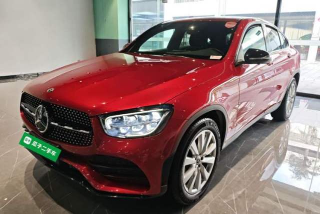 Ojetý Mercedes-Benz GLC Coupe 2020 GLC 260 4MATIC Coupe SUV