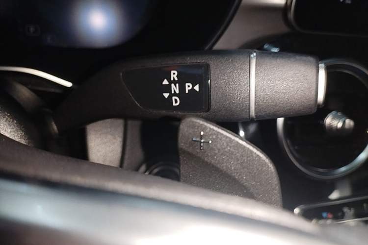 Used Mercedes-Benz GLC Coupe 2020 GLC 260 4MATIC Coupe SUV Gear Lever