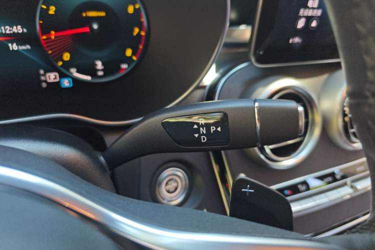 Used Mercedes-Benz GLC Coupe 2020 GLC 300 4MATIC Coupe SUV Gear Lever