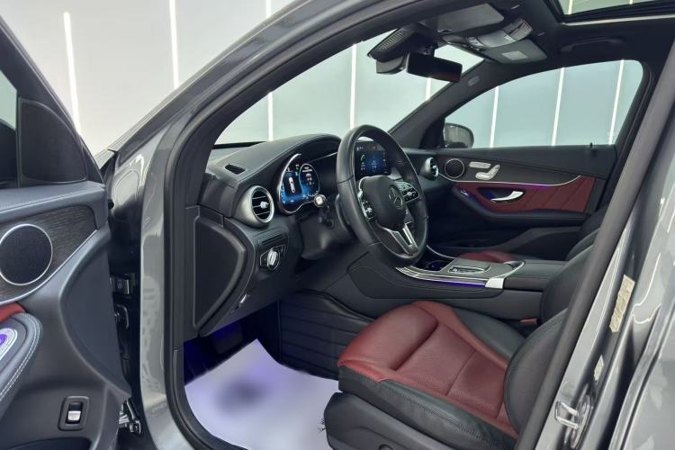 Used Mercedes-Benz GLC Coupe 2020 GLC 300 4MATIC Coupe SUV Interior 7