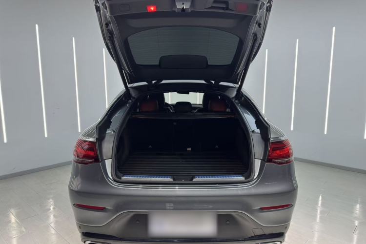 Used Mercedes-Benz GLC Coupe 2020 GLC 300 4MATIC Coupe SUV Interior 9