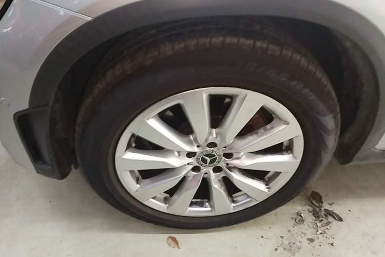 Used Mercedes-Benz GLC Coupe 2020 GLC 260 4MATIC Coupe SUV Left Front Wheel Hub