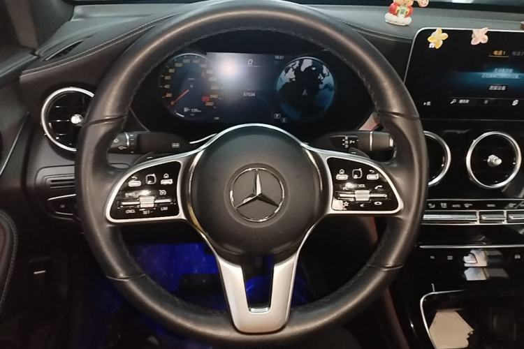 Used Mercedes-Benz GLC Coupe 2020 GLC 260 4MATIC Coupe SUV Steering Wheel