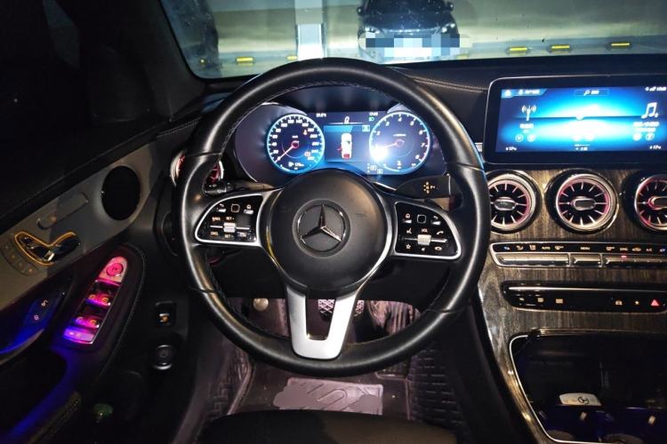 Used Mercedes-Benz GLC Coupe 2020 GLC 260 4MATIC Coupe SUV Steering Wheel