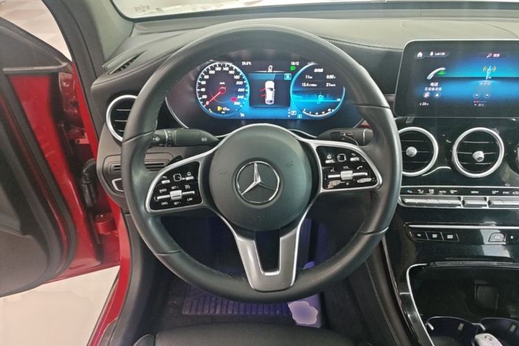 Used Mercedes-Benz GLC Coupe 2020 GLC 260 4MATIC Coupe SUV Steering Wheel