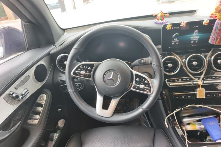 Used Mercedes-Benz GLC Coupe 2020 GLC 260 4MATIC Coupe SUV Steering Wheel