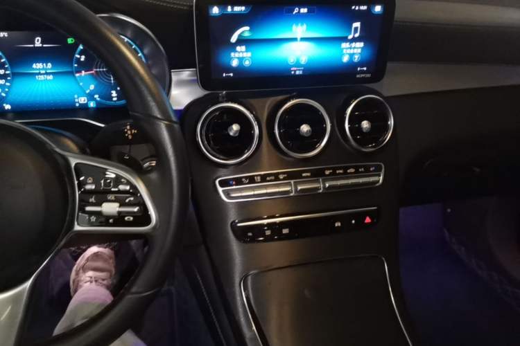 Used Mercedes-Benz GLC Coupe 2020 GLC 260 4MATIC Coupe SUV Audio And AC Panel