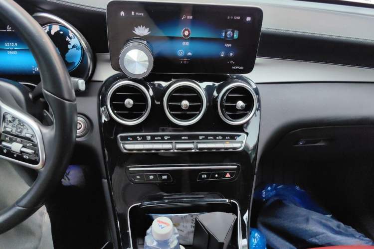 Used Mercedes-Benz GLC Coupe 2020 GLC 260 4MATIC Coupe SUV Audio And AC Panel