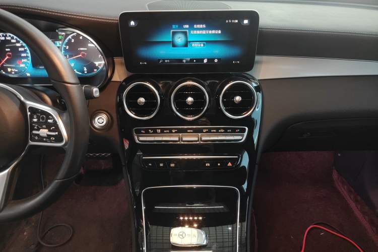 Used Mercedes-Benz GLC Coupe 2020 GLC 260 4MATIC Coupe SUV Audio And AC Panel