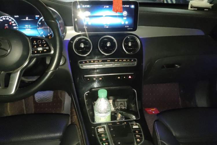 Used Mercedes-Benz GLC Coupe 2020 GLC 260 4MATIC Coupe SUV Audio And AC Panel