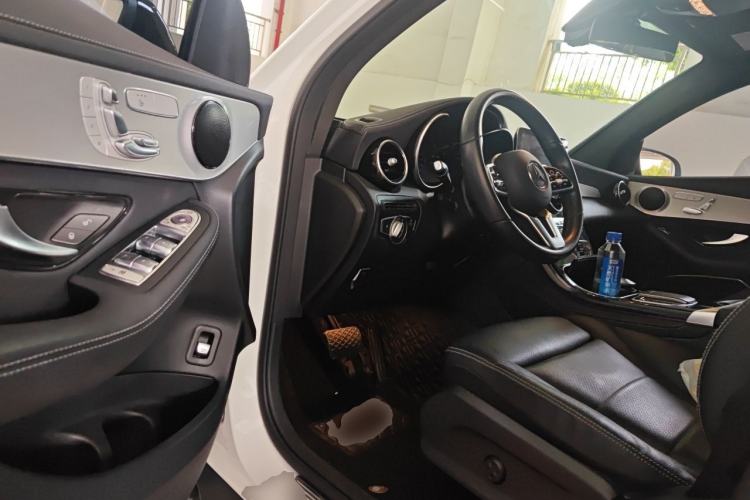 Used Mercedes-Benz GLC Coupe 2020 GLC 260 4MATIC Coupe SUV Driver Seat