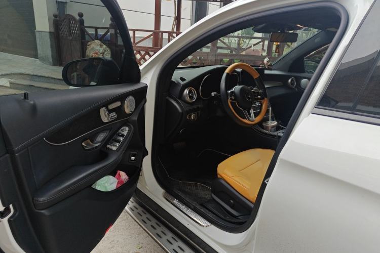 Used Mercedes-Benz GLC Coupe 2020 GLC 300 4MATIC Coupe SUV Driver Seat