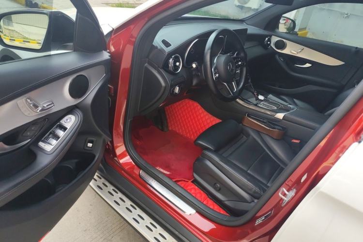 Used Mercedes-Benz GLC Coupe 2020 GLC 260 4MATIC Coupe SUV Driver Seat