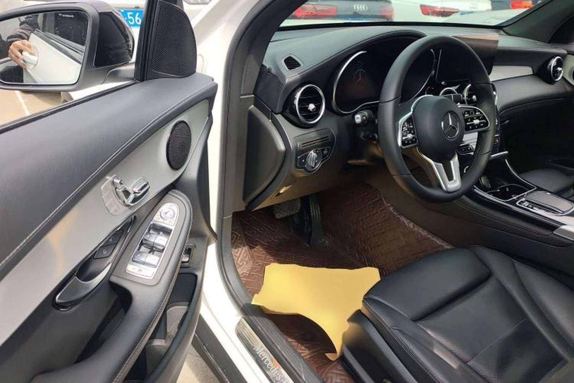 Used Mercedes-Benz GLC Coupe 2020 GLC 260 4MATIC Coupe SUV Driver Seat