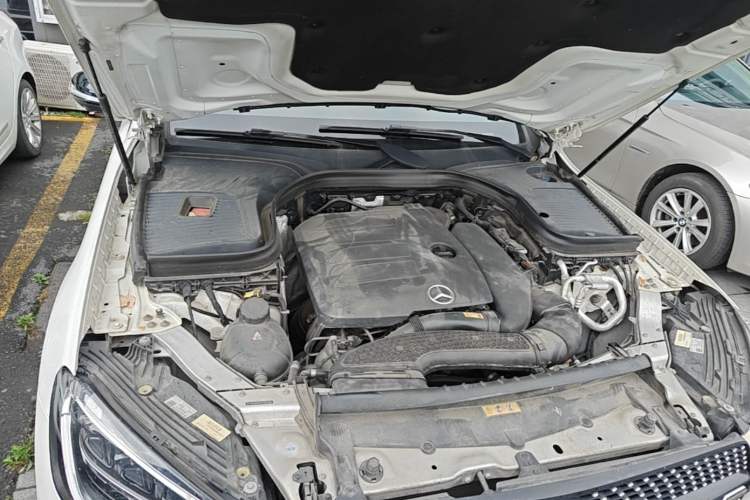 Used Mercedes-Benz GLC Coupe 2020 GLC 260 4MATIC Coupe SUV Engine Bay