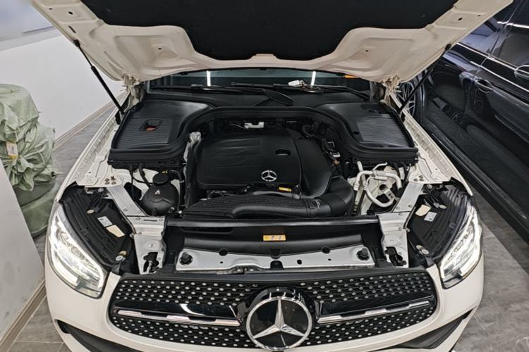 Used Mercedes-Benz GLC Coupe 2020 GLC 300 4MATIC Coupe SUV Engine Bay
