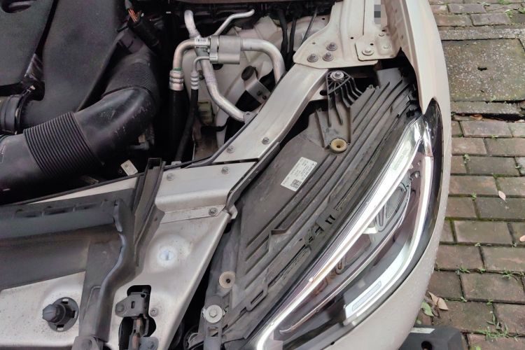 Used Mercedes-Benz GLC Coupe 2020 GLC 260 4MATIC Coupe SUV Engine Bay Left