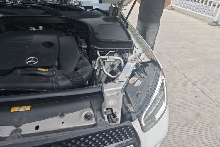 Used Mercedes-Benz GLC Coupe 2020 GLC 260 4MATIC Coupe SUV Engine Bay Left