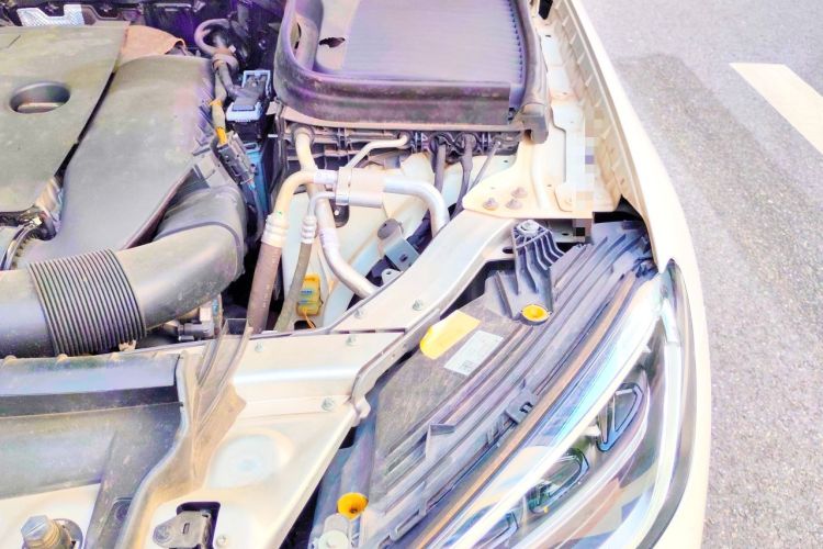Used Mercedes-Benz GLC Coupe 2020 GLC 300 4MATIC Coupe SUV Engine Bay Left