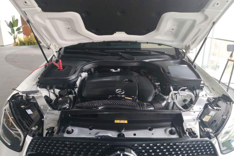 Used Mercedes-Benz GLC Coupe 2020 GLC 260 4MATIC Coupe SUV Engine Bay