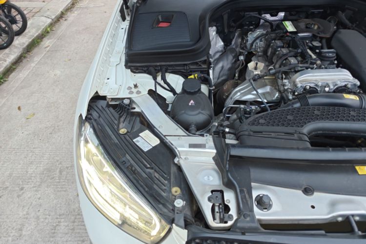 Used Mercedes-Benz GLC Coupe 2020 GLC 300 4MATIC Coupe SUV Engine Bay Right