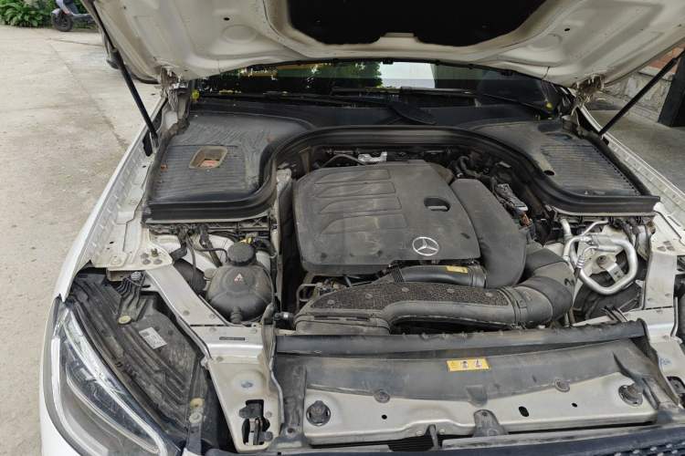 Used Mercedes-Benz GLC Coupe 2020 GLC 300 4MATIC Coupe SUV Engine Bay Right