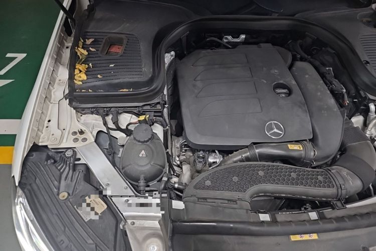 Used Mercedes-Benz GLC Coupe 2020 GLC 300 4MATIC Coupe SUV Engine Bay Right