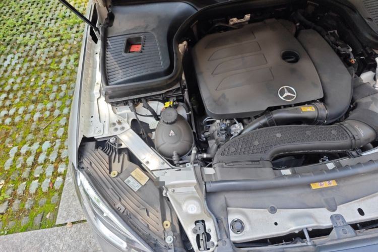 Used Mercedes-Benz GLC Coupe 2020 GLC 300 4MATIC Coupe SUV Engine Bay Right