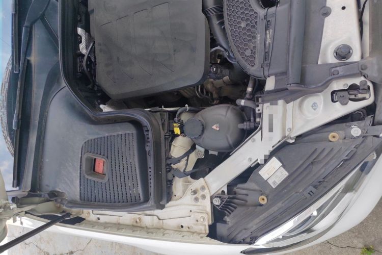 Used Mercedes-Benz GLC Coupe 2020 GLC 260 4MATIC Coupe SUV Engine Bay Right