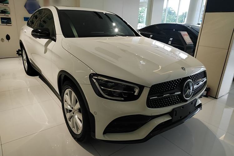 Used Mercedes-Benz GLC Coupe 2020 GLC 260 4MATIC Coupe SUV Exterior 1