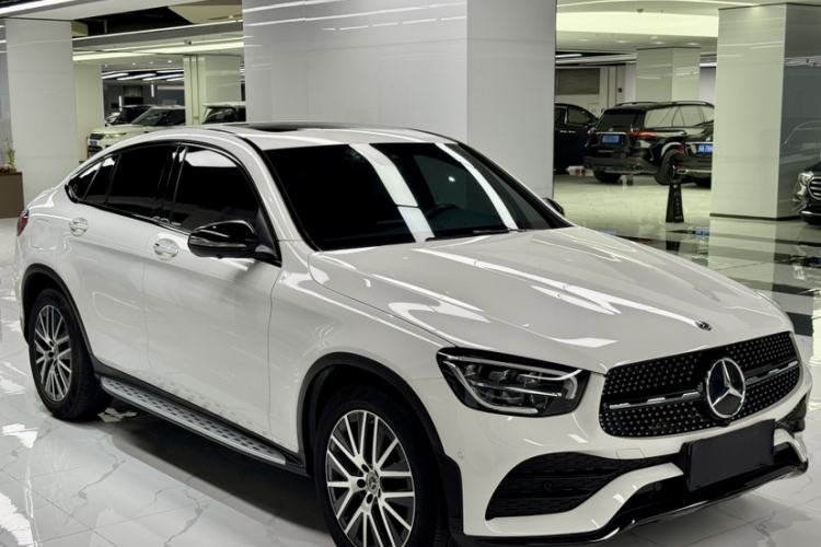 Used Mercedes-Benz GLC Coupe 2020 GLC 300 4MATIC Coupe SUV Exterior 2