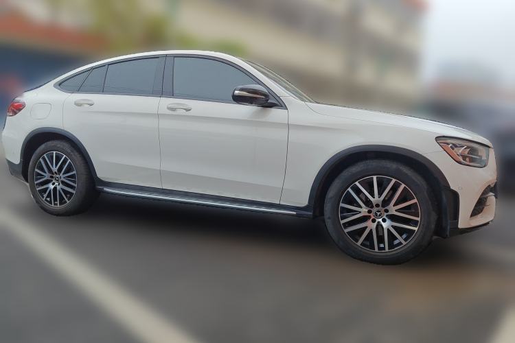 Used Mercedes-Benz GLC Coupe 2020 GLC 300 4MATIC Coupe SUV Exterior 2