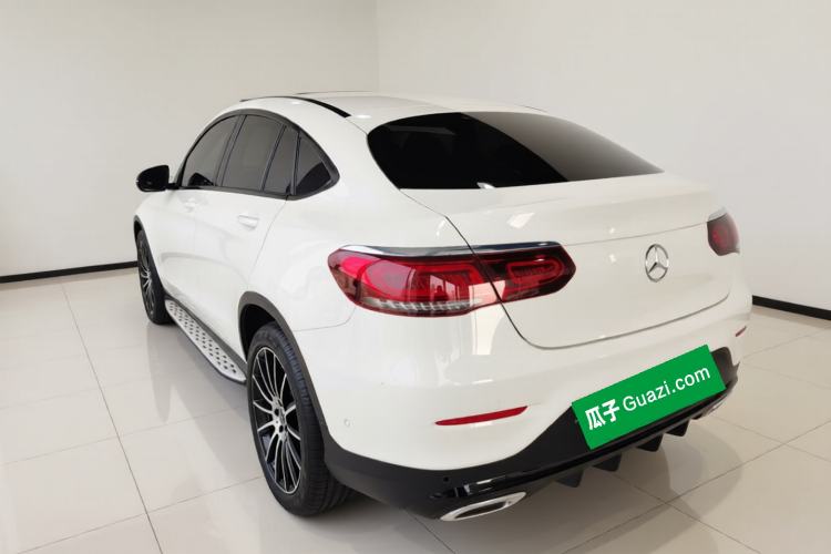 Used Mercedes-Benz GLC Coupe 2020 GLC 260 4MATIC Coupe SUV Exterior 2
