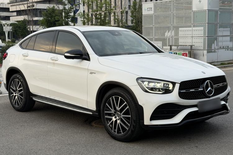 Used Mercedes-Benz GLC Coupe 2020 GLC 300 4MATIC Coupe SUV Exterior 3