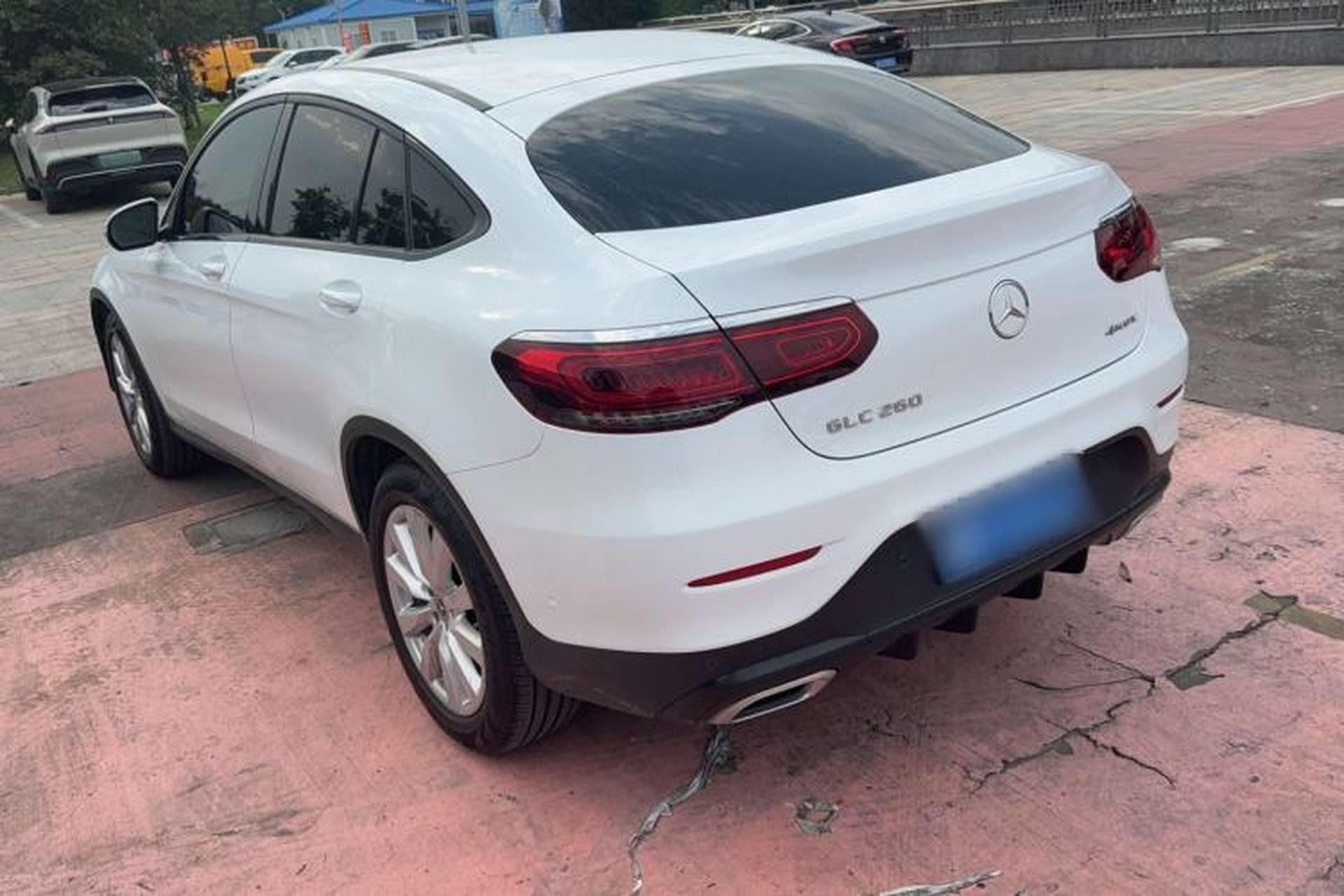 Used Mercedes-Benz GLC Coupe 2020 GLC 260 4MATIC Coupe SUV Exterior 3