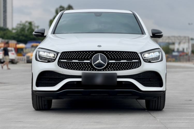 Used Mercedes-Benz GLC Coupe 2020 GLC 260 4MATIC Coupe SUV Exterior 4