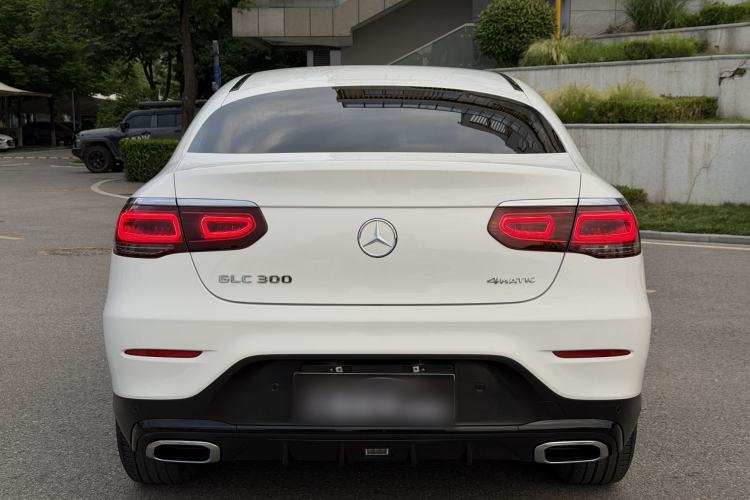 Used Mercedes-Benz GLC Coupe 2020 GLC 300 4MATIC Coupe SUV Exterior 4