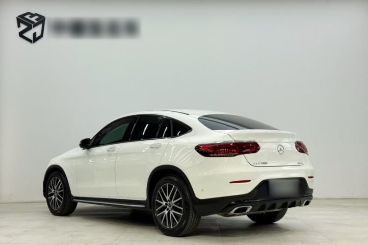 Used Mercedes-Benz GLC Coupe 2020 GLC 300 4MATIC Coupe SUV Exterior 6
