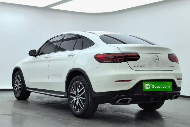 Used Mercedes-Benz GLC Coupe 2020 GLC 300 4MATIC Coupe SUV Exterior 6