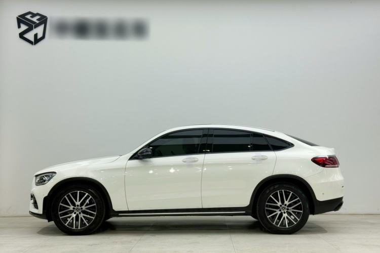 Used Mercedes-Benz GLC Coupe 2020 GLC 300 4MATIC Coupe SUV Exterior 7