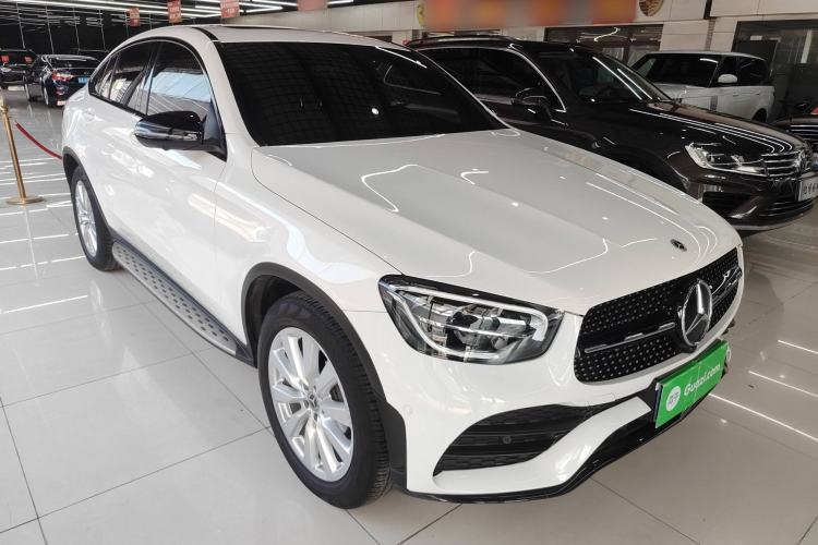 Used Mercedes-Benz GLC Coupe 2020 GLC 260 4MATIC Coupe SUV Front Right 45 Deg