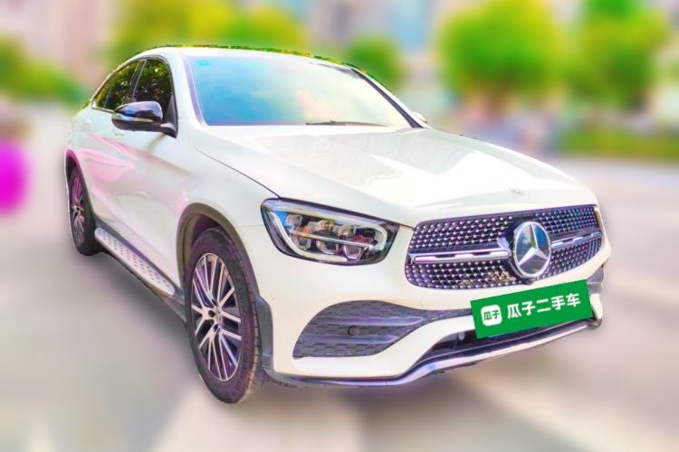 Used Mercedes-Benz GLC Coupe 2020 GLC 300 4MATIC Coupe SUV Front Right 45 Deg