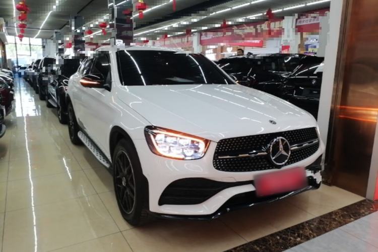 Used Mercedes-Benz GLC Coupe 2020 GLC 260 4MATIC Coupe SUV Front Right 45 Deg