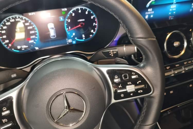 Used Mercedes-Benz GLC Coupe 2020 GLC 260 4MATIC Coupe SUV Gear Lever
